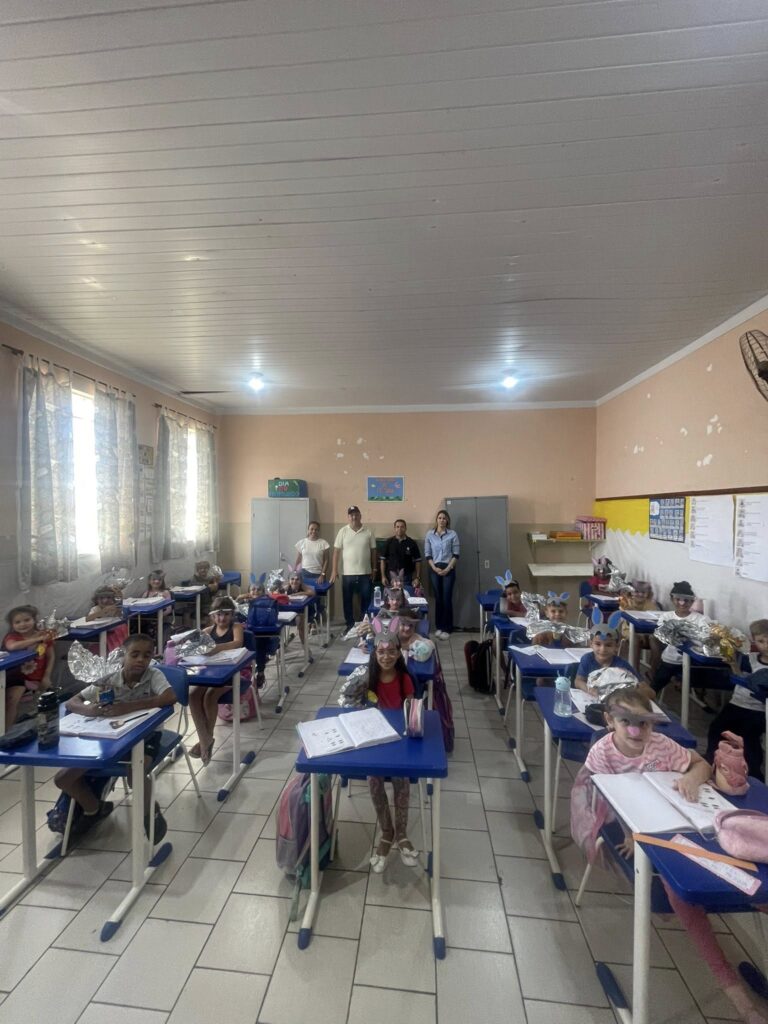 Entrega de ovos de Páscoa