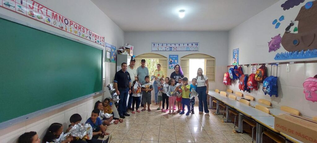 Entrega de ovos de Páscoa