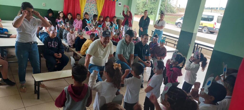 Entrega de ovos de Páscoa