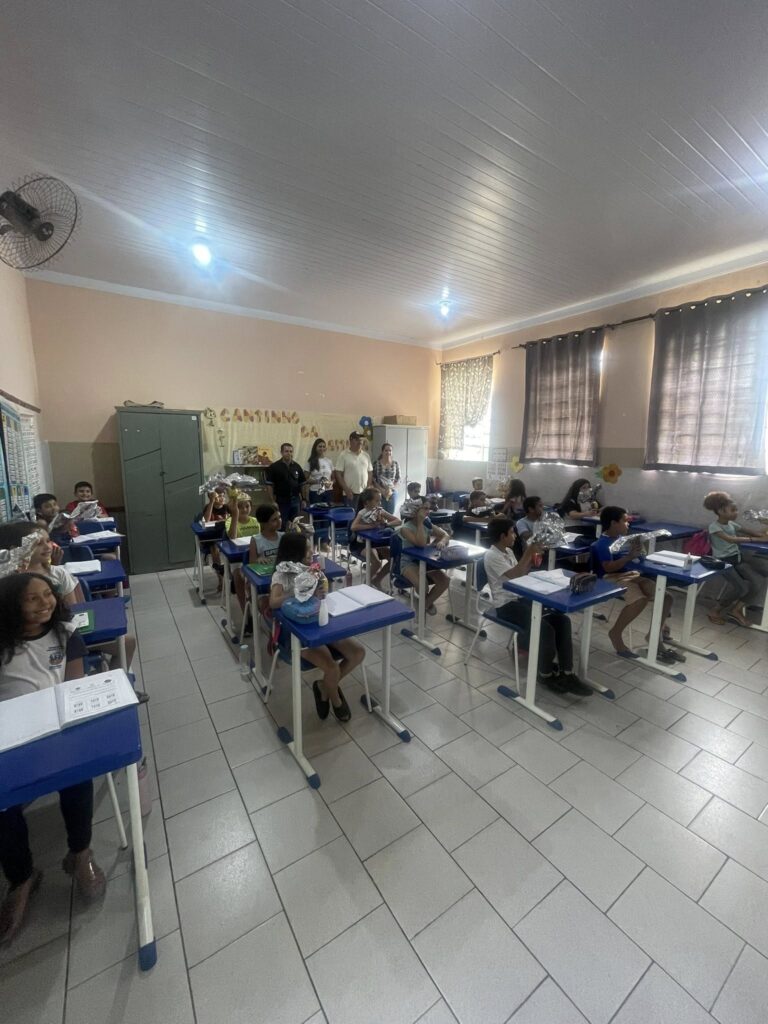 Entrega de ovos de Páscoa
